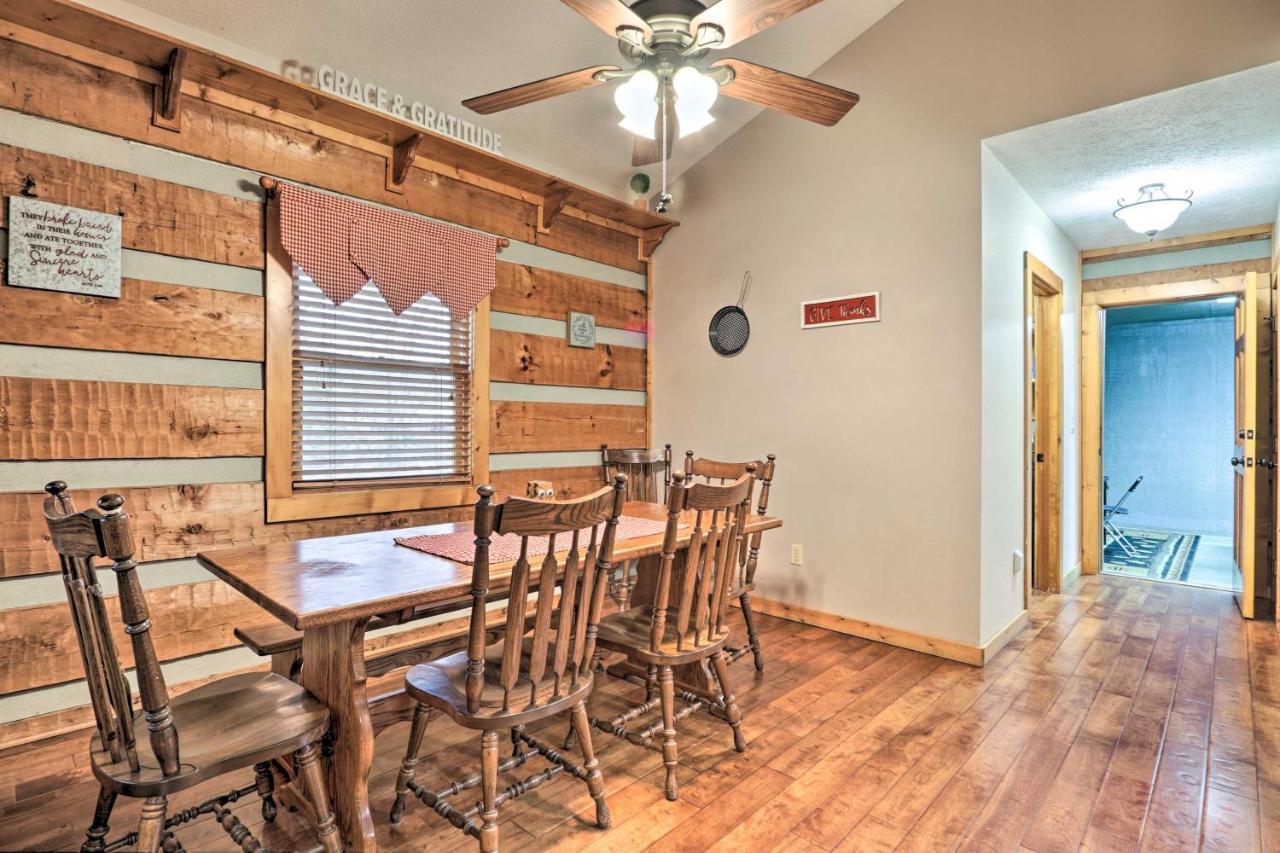 Pigeon Forge Cabin With Hot Tub, 12 Mi To Dollywood! Eksteriør billede