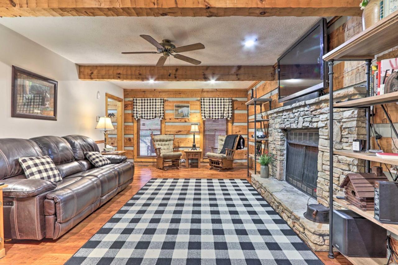 Pigeon Forge Cabin With Hot Tub, 12 Mi To Dollywood! Eksteriør billede